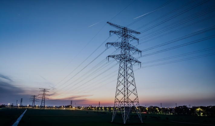 Severe Heat and Power Grid Failure Cause Blackout in Central and Southern Iraq